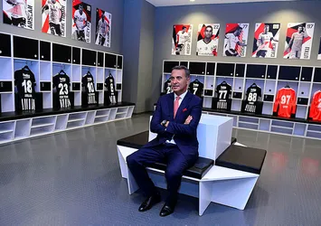 Yönetimden futbolculara jest!