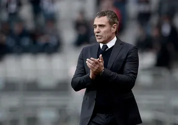 Kadıköy'de Ersun Yanal tezahüratı