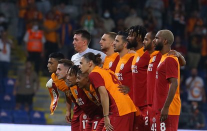 Son dakika: Beşiktaş - Galatasaray maçı öncesi Arda Turan ve Sacha Boey gelişmesi! Kadroda yer alacaklar mı?