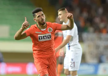 Fenerbahçe istedi, Galatasaray alıyor