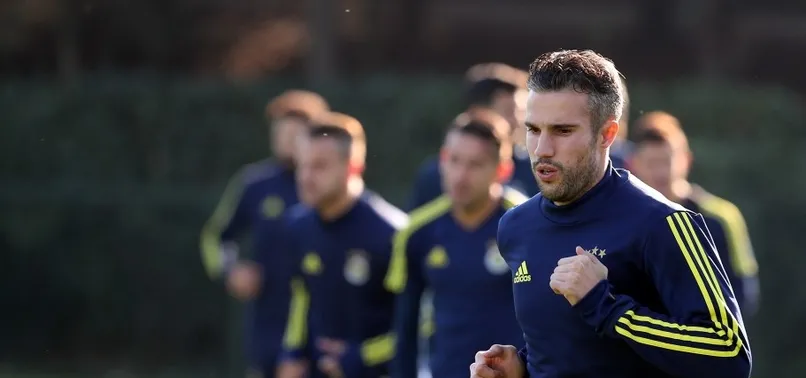 Hollanda basını Robin van Persie'yi yazdı