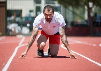 Yıldız atletler şampiyon Guliyev'e emanet