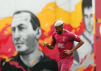 Victor Osimhen, ilk antrenmanına çıktı