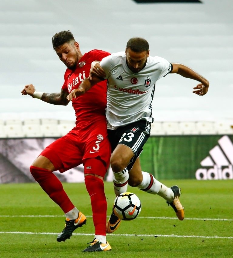Beşiktaş - Antalyaspor maçından kareler