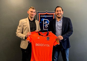 Başakşehir'de transfer!