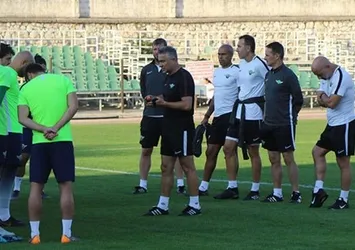 Akhisarspor yeniden çıkış peşinde