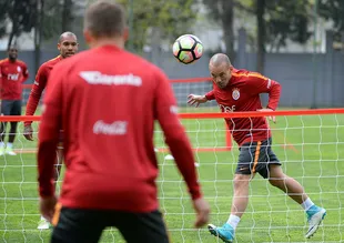 Sneijder, Semih Kaya'nın yanına mı gidiyor?