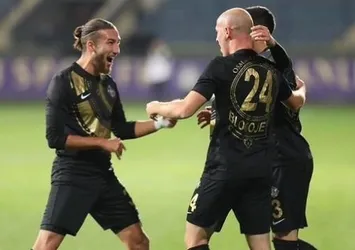 Akhisar'a geçit yok