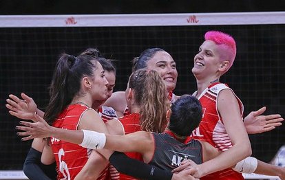 Türkiye - Tayland: 3-1 | Filenin Sultanları yarı finale yükseldi!
