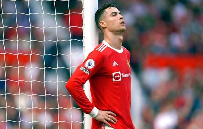 Manchester United’da Ronaldo belirsizliği! Kamp kadrosunda...
