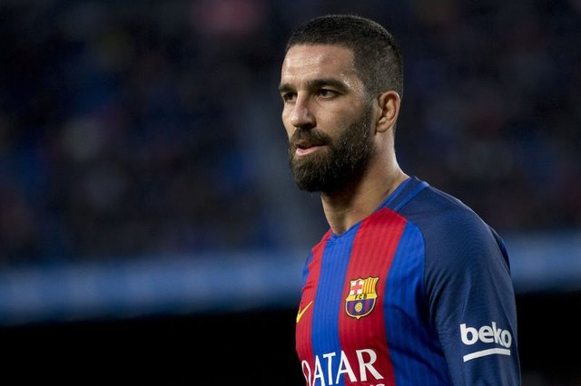 Arda Turan, Galatasaray’a gelmek istiyor