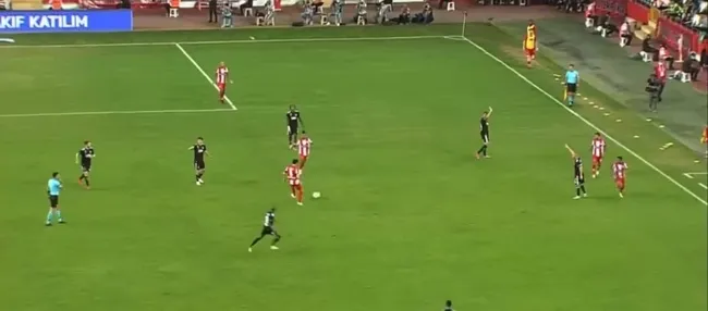 Son dakika spor haberi: Beşiktaş'ta Antalyaspor maçında şok sakatlıklar! Necip Uysal ve Mehmet Topal oyuna devam edemedi... - 1