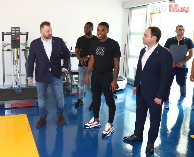 Rodrigues transferinde şok! Fenerbahçe’yi yalanladı