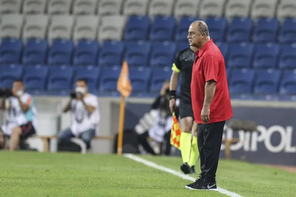 Fatih Terim'i kızdıran hareket! O pozisyon sonrası... - 2