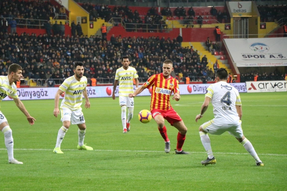 Kayserispor - Fenerbahçe maçından kareler!