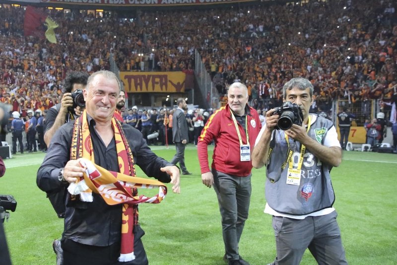 Galatasaray’da şov başlıyor!