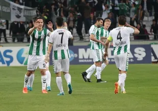 Konyaspor, Bursaspor'u rahat geçti
