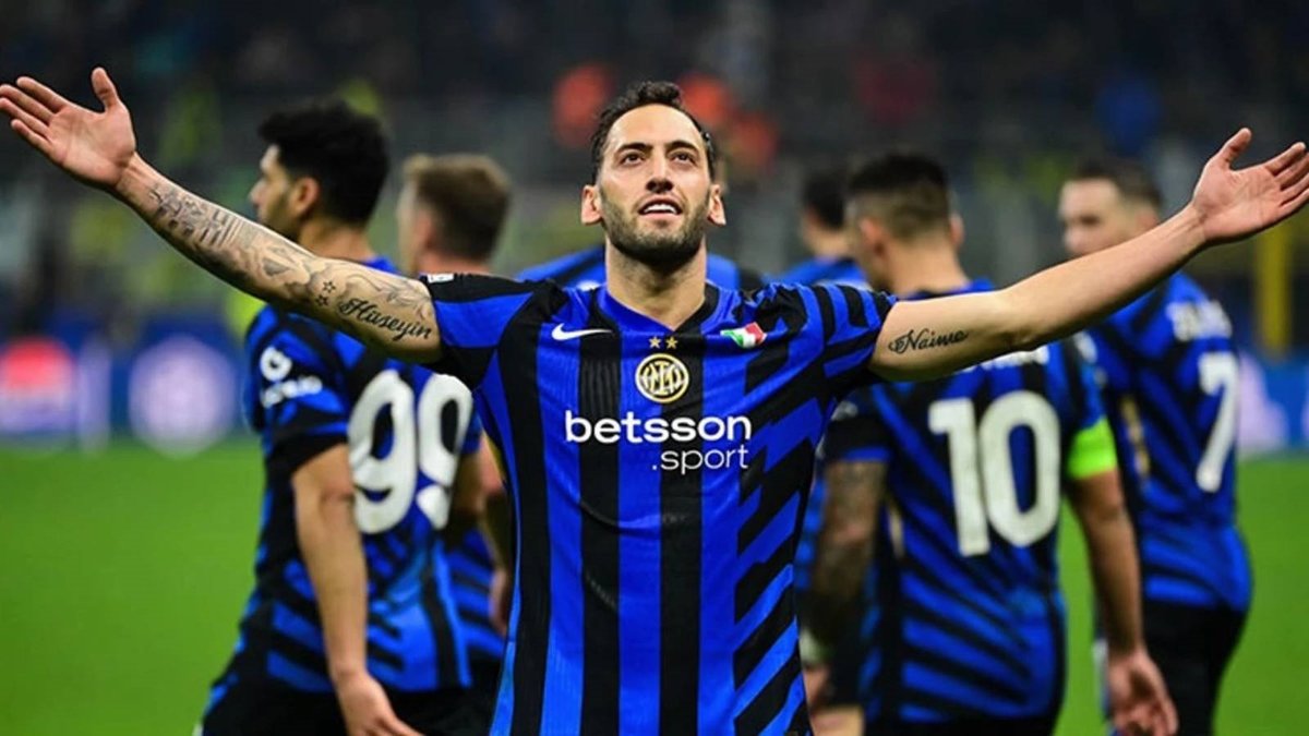 TRANSFER HABERLERİ: Fenerbahçe Hakan Çalhanoğlu için takası zorlayacak! TRANSFER HABERLERİ: Fenerbahçe Hakan Çalhanoğlu için takası zorlayacak!