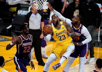 Son şampiyon Lakers Suns'a karşı seride öne geçti!