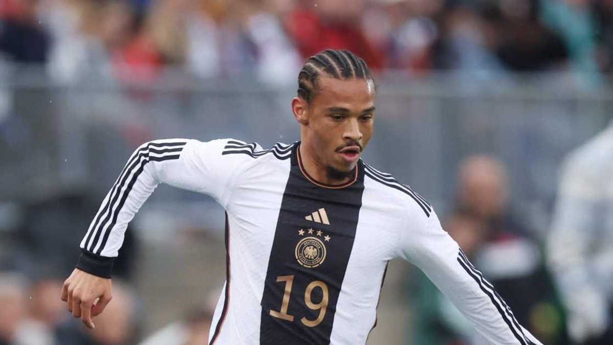 Fenerbahçe ve Galatasaray'da transferde Leroy Sane çılgınlığı! İşte yaptıkları teklifler Fenerbahçe ve Galatasaray'da transferde Leroy Sane çılgınlığı! İşte yaptıkları teklifler