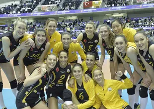 VakıfBank finale yükseldi