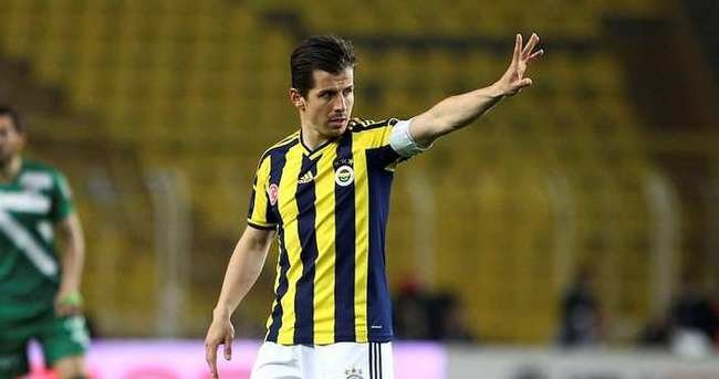 Emre Belözoğlu Ocak’ta Fenerbahçe’de!
