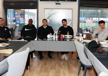 Beşiktaş barbeküde bir araya geldi!