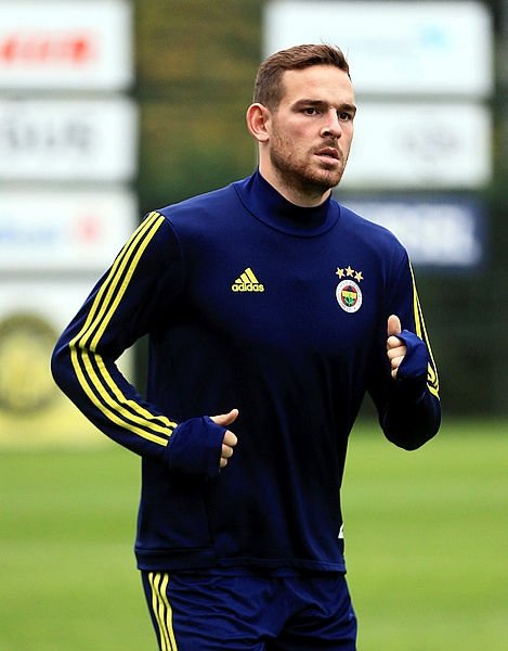 Ünlü futbolcuların boyları