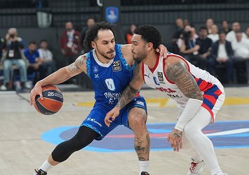 Anadolu Efes Letonya'da Maccabi'yi konuk ediyor!