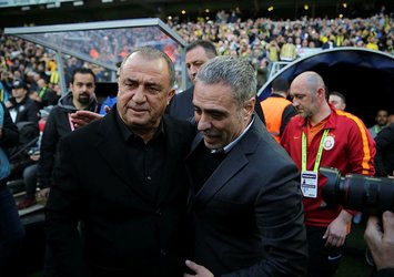 Terim Yanal'a karşı 4-1 önde