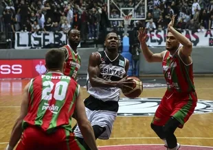 Beşiktaş Sompo Japan'u eleyen Pınar Karşıyaka çeyrek finalde!