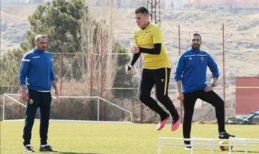 Yeni Malatyaspor sahaya iniyor