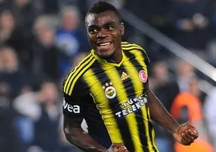 Emenike'de flaş gelişme!