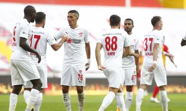 Sivasspor deplasmanda güldü
