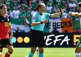 Cüneyt Çakır finale göz kırptı!