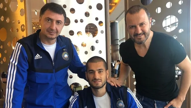Eren Derdiyok resmen imzayı attı - 1