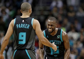 Kemba Walker'dan inanılmaz performans