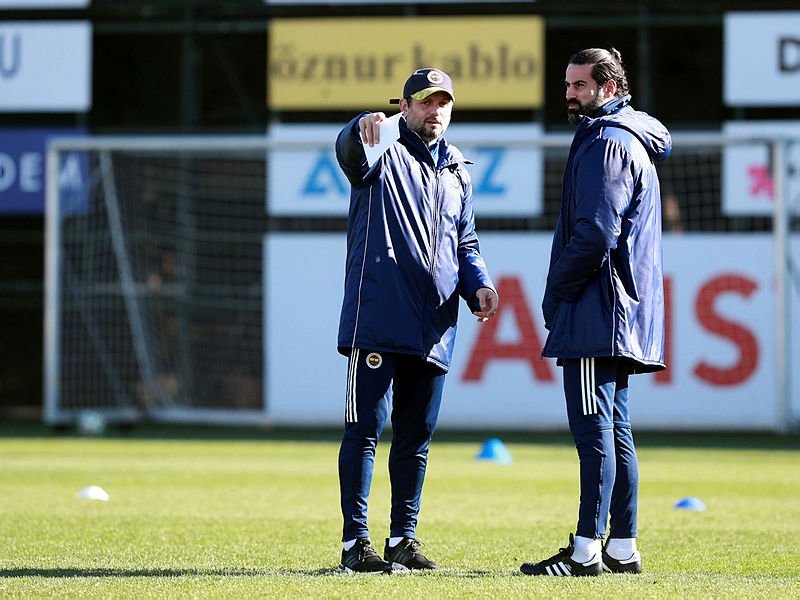 Fenerbahçe’de Kemal Ademi ile yollar ayrılıyor! İşte yeni takımı...