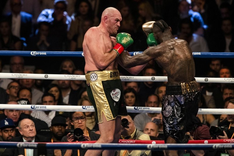 Wilder - Fury maçında şok sonuç! İkisi birden sevindi ama...