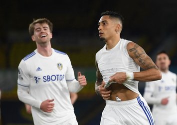 Leeds evinde rahat kazandı