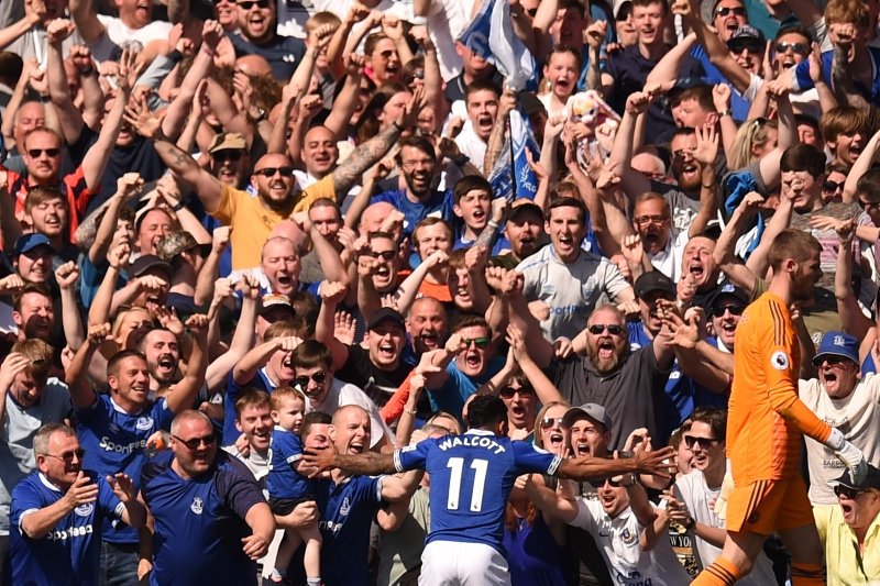 Everton Manchester United’ı dağıttı