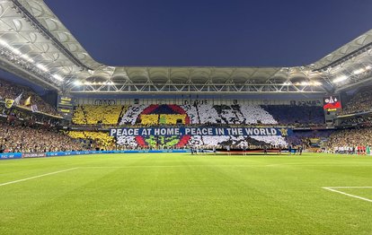 FENERBAHÇE HABERLERİ - Fenerbahçe - Dinamo Kiev maçı öncesi Kadıköy’de barış mesajı!
