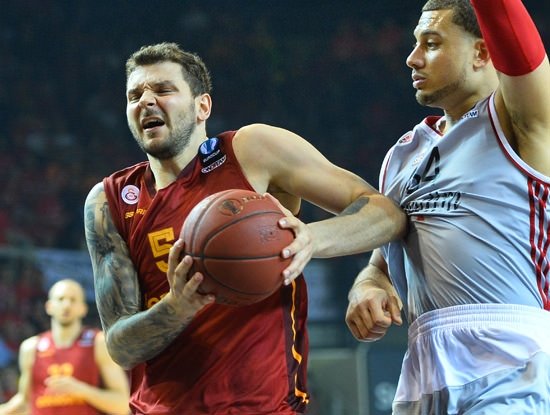 Murat Kosova: Kronometre, senden nefret ediyorum