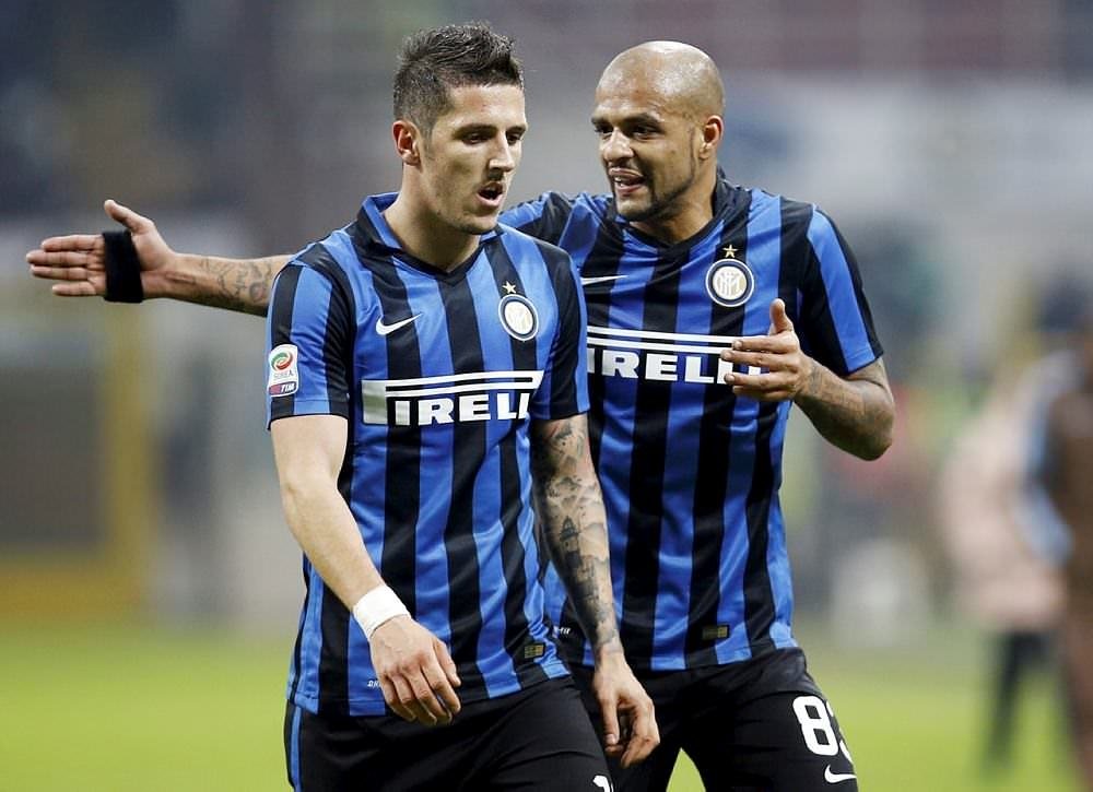 Ünlü futbolcuların boyları