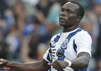 Aboubakar, Porto ile sözleşme uzattı!