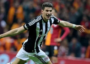Löw’den Gomez’e tavsiye: Beşiktaş'ta kal