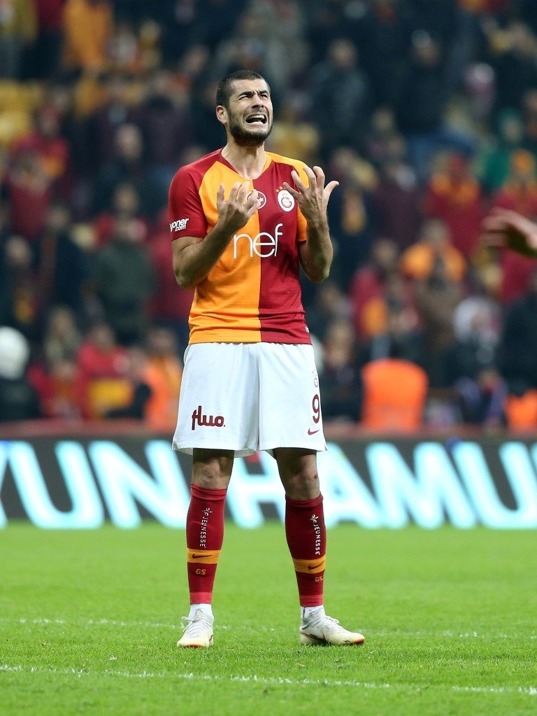 Eren Derdiyok’a şok tepki