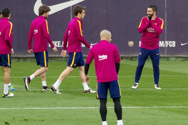 İspanya’da yine Arda Turan’a eleştiriliyor