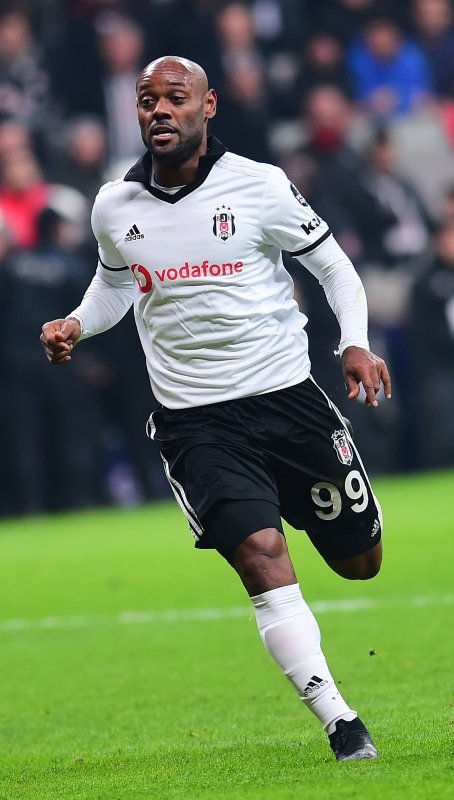 Vagner Love Beşiktaş’ı bombaladı!