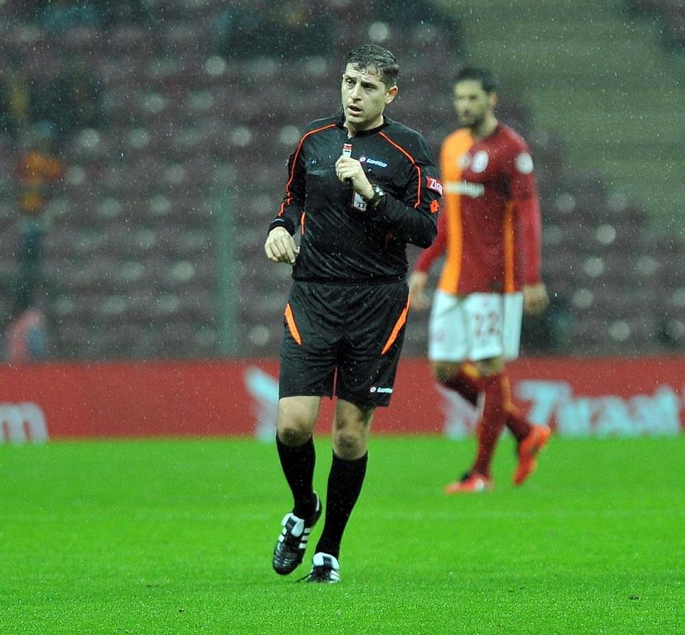 Hakemlerin asıl meslekleri şaşırttı